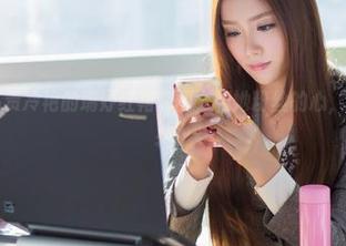 爱蜜社 – 高贵冷艳的瑞妤红裙套图，和她粉丝的心，资源闪电流转！