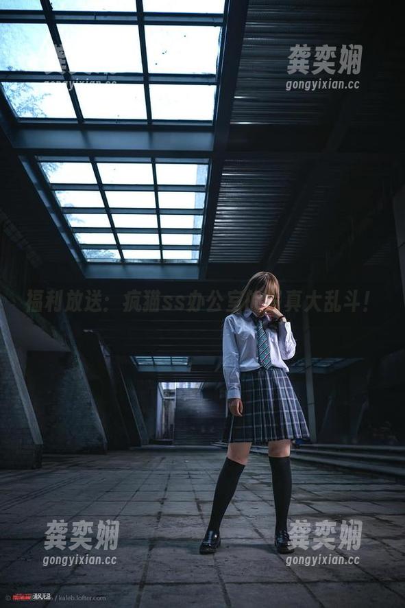疯猫ss 福利放送:疯猫ss办公室的写真大乱斗!