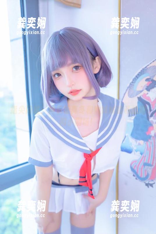 指尖问候：神乐坂真冬和她妹妹的私拍趣闻小剧场！