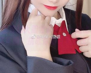 神探火狸狸的大胆尝试——一组比基尼写真攻略，挑战你的审美底线！