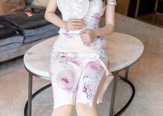 秀人网 – 每一张奶油妹妹的泳装私房照片，都是对胸肌和小腿的万般致敬！