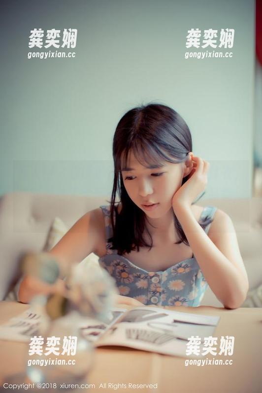 秀人网 - 你听说了么？小纯子的连体衣，绝对推动了全新审美，下载她的作品集，立刻跟上！