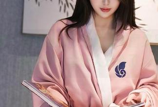 秀人网 – 月夕Lily，你的旗袍图集里，花的太好，太让人分心了