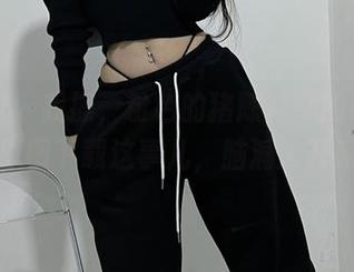 微密圈 – 我擦，粉色的猪陈佩奇的吊带白丝，原图下载这事儿，脑洞大开系列！