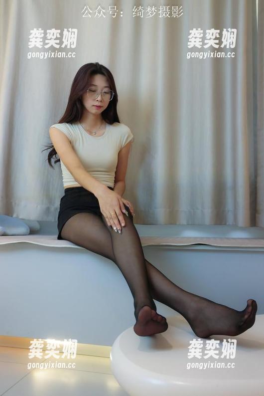 绮梦摄影 - 你还在拼命追求唯美？Aubrey这种“珍藏无修无水印版”才是真正的套图里的真材实料啊。