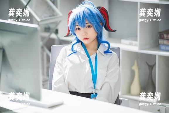 花铃Hana 如果你觉得白色很平淡,那你一定没见过花铃Hana的写真和壁纸。