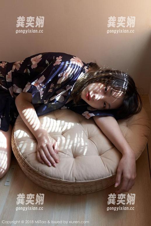 蜜桃社-伊琳 蜜桃社 - 喂,谁说比基尼只能在沙滩上?伊琳的高清壁纸让你随时随地‘洗眼’!