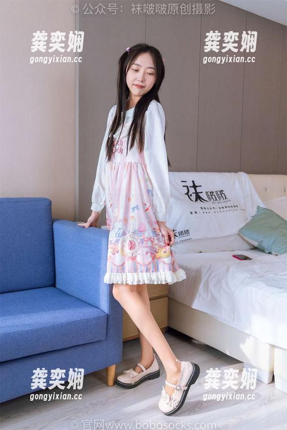袜啵啵-奶油 袜啵啵 - 在奇怪的模拟世界里,奶油和她的脚趾夹东西合集来了!