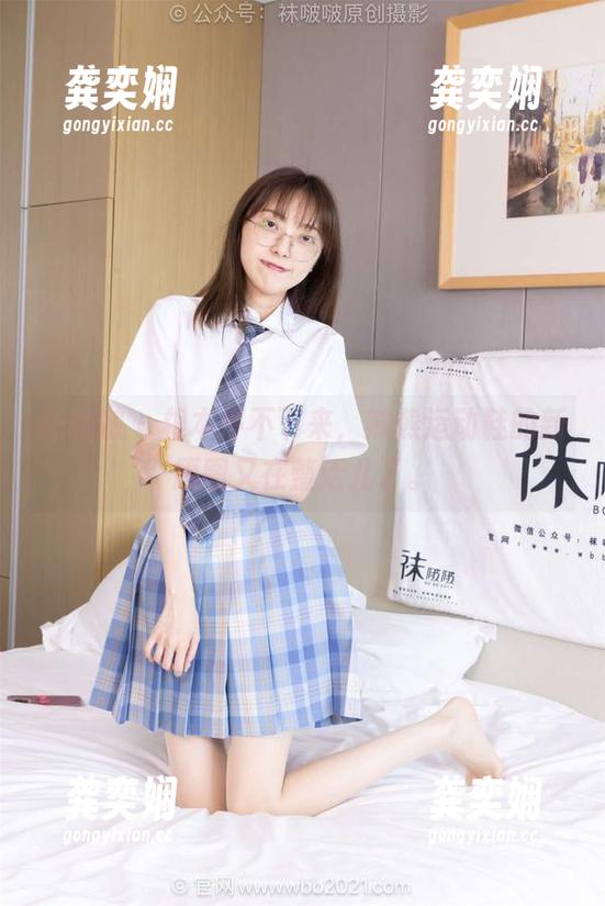 袜啵啵 - 根本停不下来，熊熊运动鞋的新原图又在整活儿了。