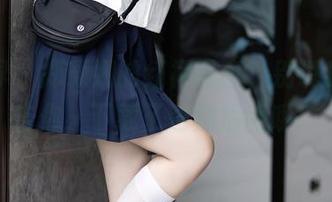 语画界 – 郑颖姗的红裙写真，别说我没警告你，下载了也别后悔哦！