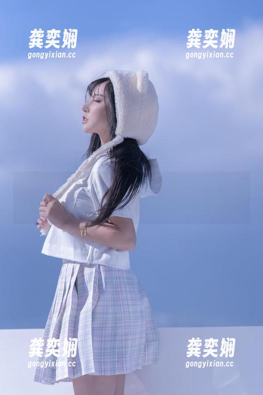 过期米线线 过期米线线的阳台心思,高清猫娘展现猫咪式魅惑,黑丝是个意外的加分项!