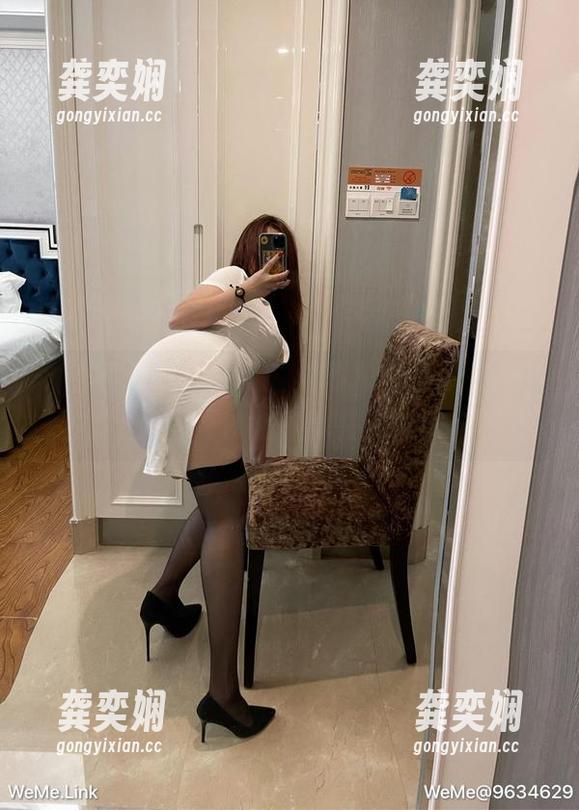 迷人的五姨太 微密圈 - 迷人的五姨太的写真集,原来她的曼妙体态就藏在这里!